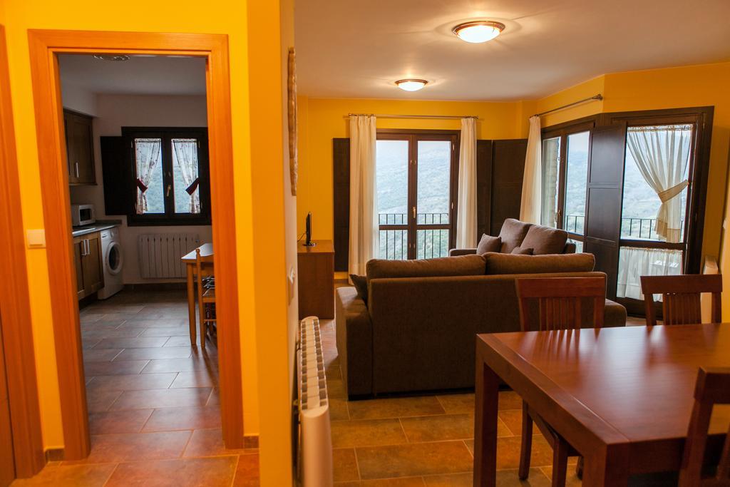 El Balcon De Roda Roda de Isábena Szoba fotó